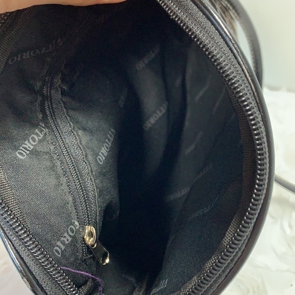 Vittorio Croc Embossed Vegan Leather Crossbody Bag - Picture 7 of 12